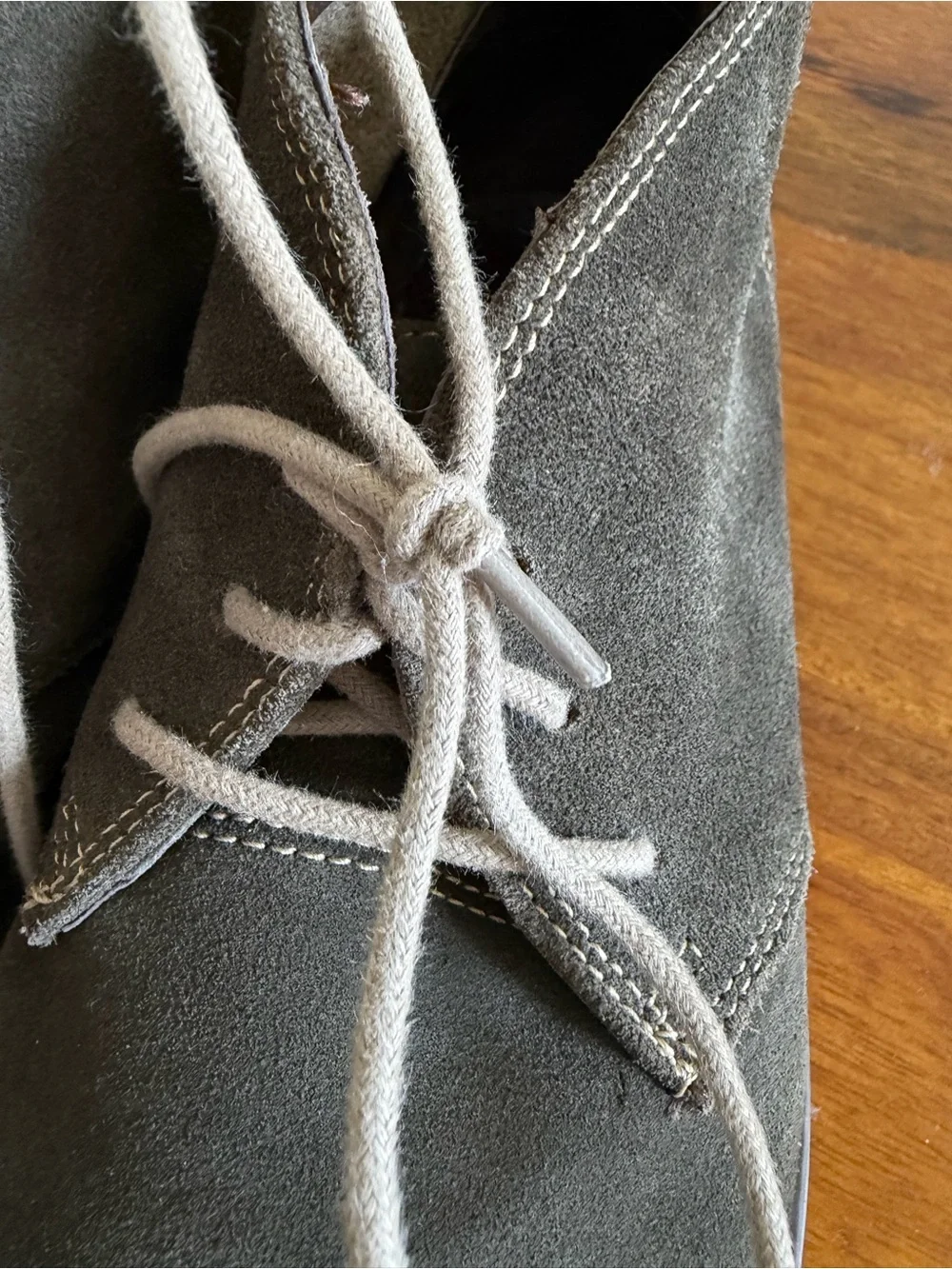 Men's Johnston & Murphy Taupe Suede Chukka Boots
